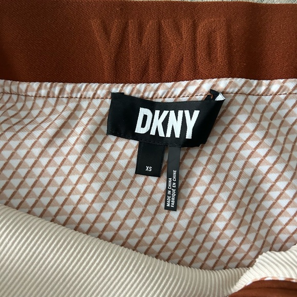 DKNY Tan and Brown Striped Maxi Dress - Picture 4 of 6